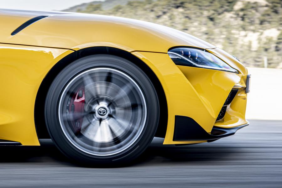 Детали экстерьера Toyota GR Supra 2.0 (A90) 2020 года  (WW) (фото 2 из 40)